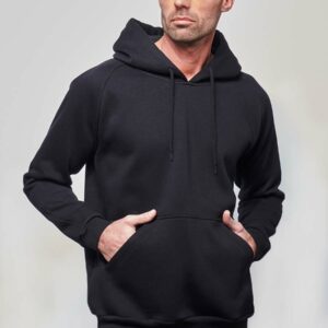 Le hoodie avec poche et manches raglan noir